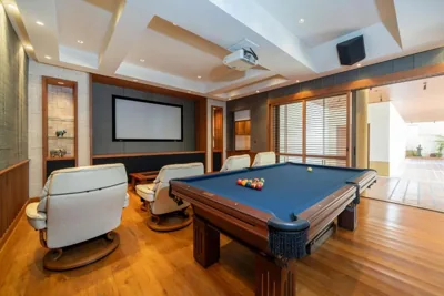 Seaview 5BR Pool Villa Apsara, Free Breakfast and Full Service, 5 min walk to Kata Beach – Fotos 6